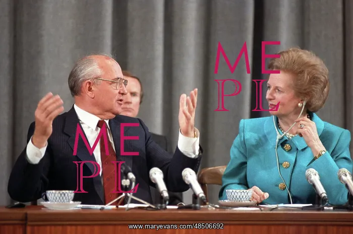 : Press conference of Mikhail Gorbachev and Margaret : Press conference of Mikhail Gorbachev and Margaret