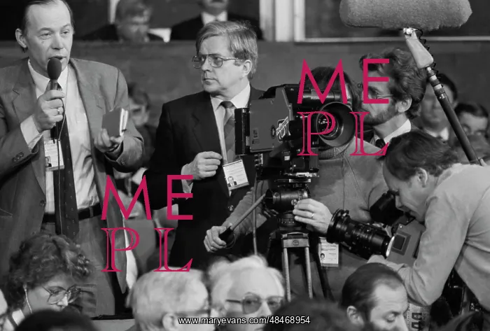 : Press conference for Soviet and foreign journalists : Press conference for Soviet and foreign journalists
