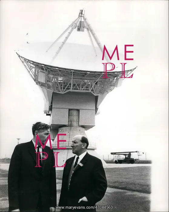 : Press preview, Radio and Space Field Station : Press preview, Radio and Space Field Station
