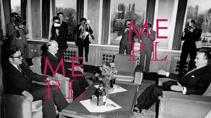 : Prime Minister of Romania Manea Manescu 1916 - 2009 : Prime Minister of Romania Manea Manescu 1916 - 2009