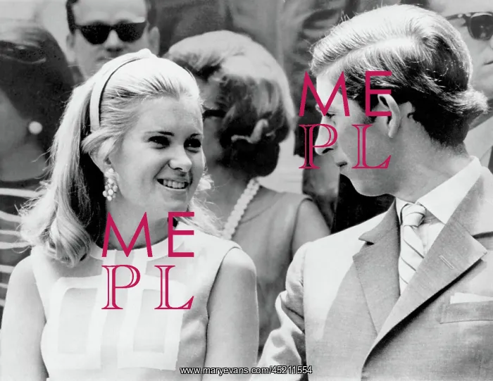 : PRINCE CHARLES, with the daughter of then ? : PRINCE CHARLES, with the daughter of then ?