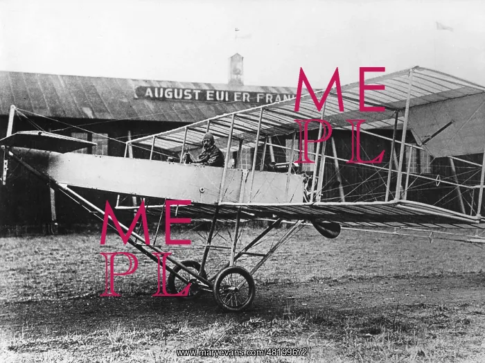 : Prince Heinrich of Prussia in an Euler-flying machine, 1910 : Prince Heinrich of Prussia in an Euler-flying machine, 1910