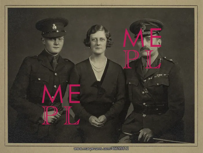  : Prince and Princess Arthur of Connaught and their son, c1938