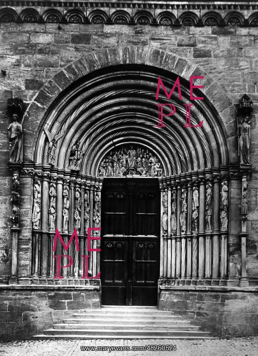 : Prince's portal at Bamberg Cathedral, 1931 : Prince's portal at Bamberg Cathedral, 1931