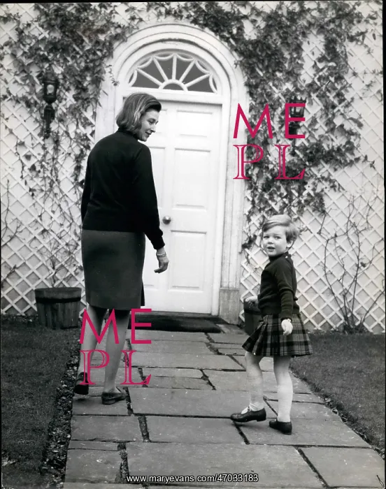 : Princess Alexandra and son James Ogilvy, age 4 : Princess Alexandra and son James Ogilvy, age 4
