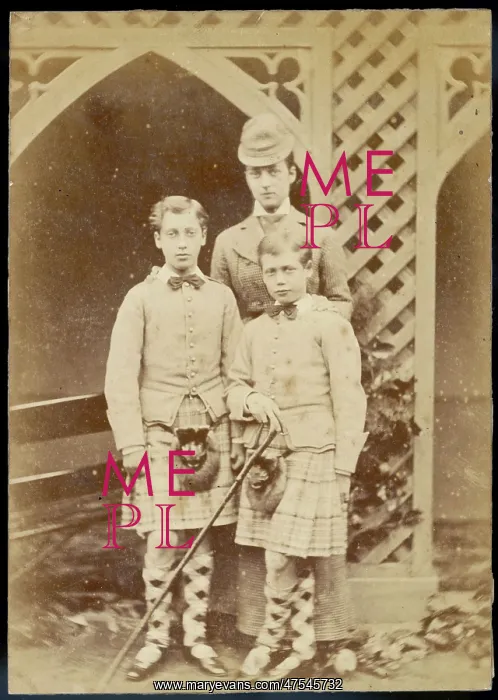 : Princess Alexandra of Wales with her two eldest sons : Princess Alexandra of Wales with her two eldest sons