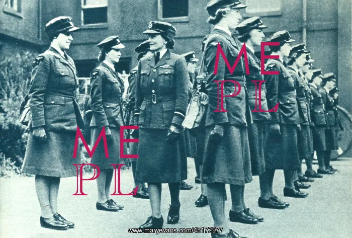 : Princess Alice, Duchess of Gloucester, W.A.A.F : Princess Alice, Duchess of Gloucester, W.A.A.F