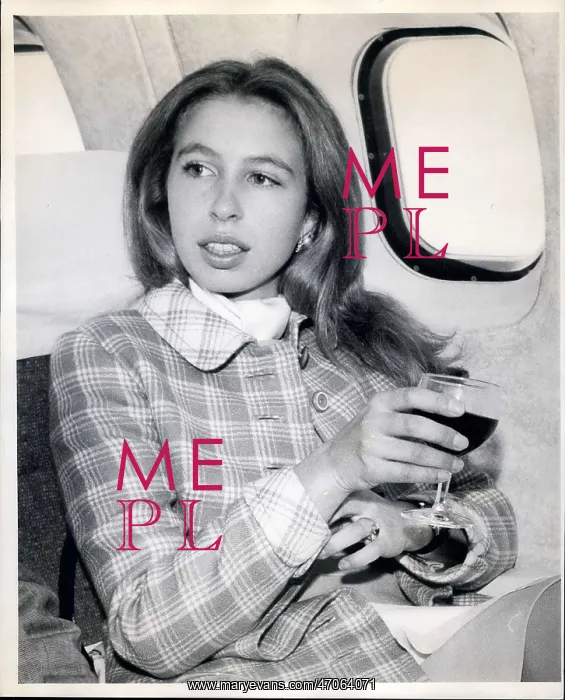 : Princess Anne makes her first flight on Concorde : Princess Anne makes her first flight on Concorde