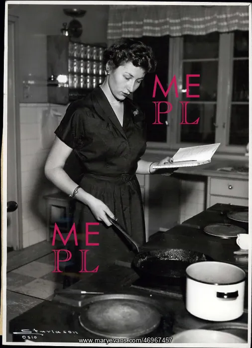 : Princess Astrid of Norway cooking : Princess Astrid of Norway cooking