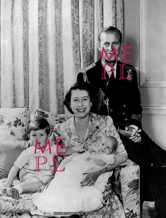 : Princess Elizabeth, Prince Philip, Charles and baby Anne : Princess Elizabeth, Prince Philip, Charles and baby Anne