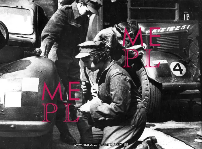 : Princess Elizabeth training as an ATS officer : Princess Elizabeth training as an ATS officer