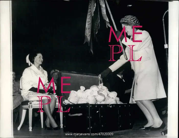 : Princess Margaret at Dr Barnardo's Centenary Appeal : Princess Margaret at Dr Barnardo's Centenary Appeal