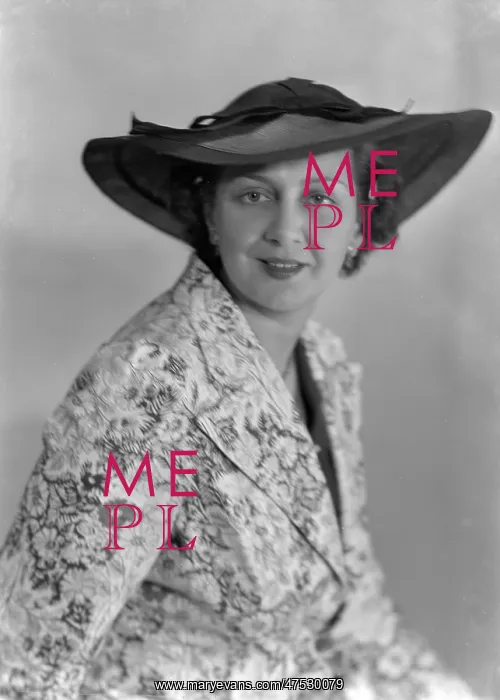  : Princess Nina Mdivani