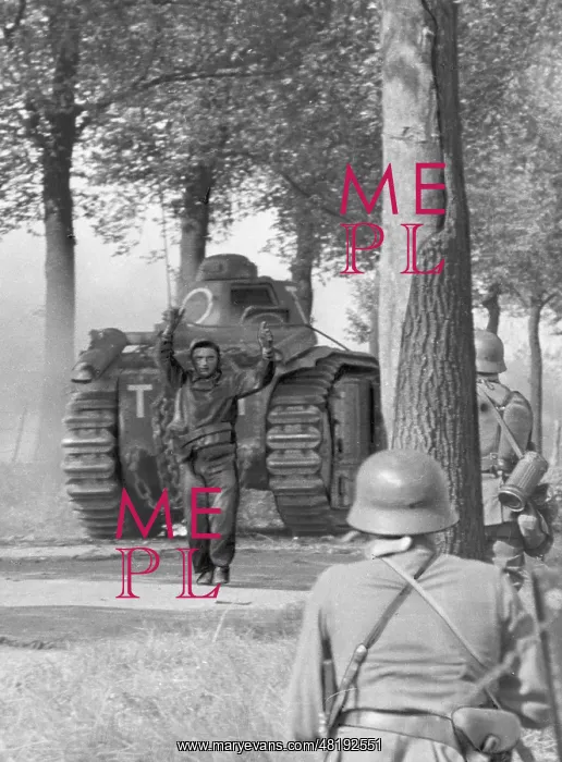 : Prisoner, 1940 : Prisoner, 1940