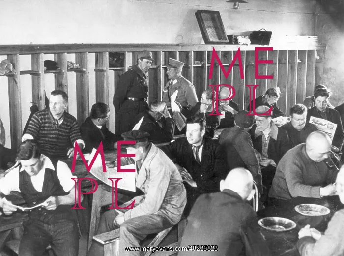 : Prisoners in the Oranienburg concentration camp : Prisoners in the Oranienburg concentration camp