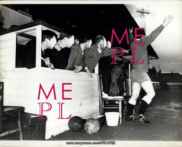 : Prisons. Apr. 27, 1965 - Prison football team win a Cup Final ? The football team : Prisons. Apr. 27, 1965 - Prison football team win a Cup Final ? The football team