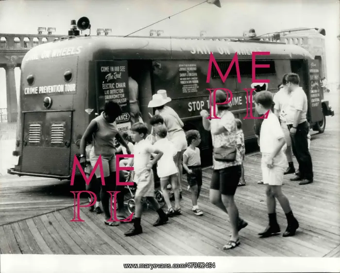 : Prisons. Oct. 10, 1968 - JAIL ON WHEELS MAKES CRIME PREVENTION TOUR : Prisons. Oct. 10, 1968 - JAIL ON WHEELS MAKES CRIME PREVENTION TOUR