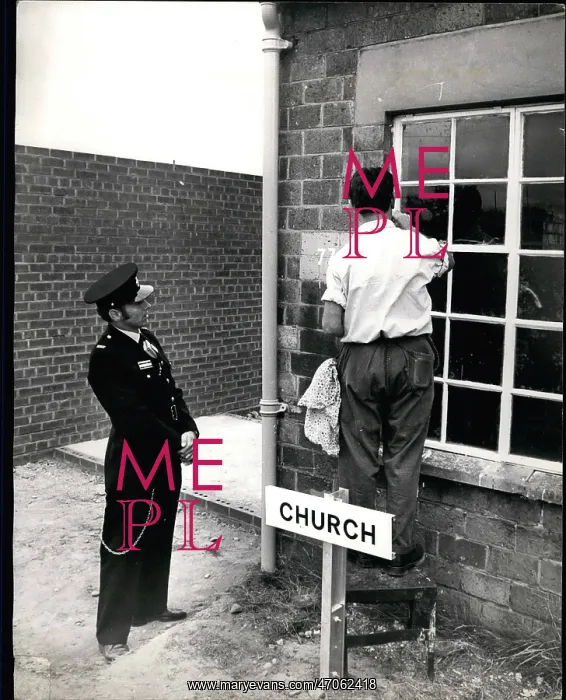 : Prisons. Jul. 07, 1971 - Prisoners Build Midlands Prison Which Was Formally Opened : Prisons. Jul. 07, 1971 - Prisoners Build Midlands Prison Which Was Formally Opened