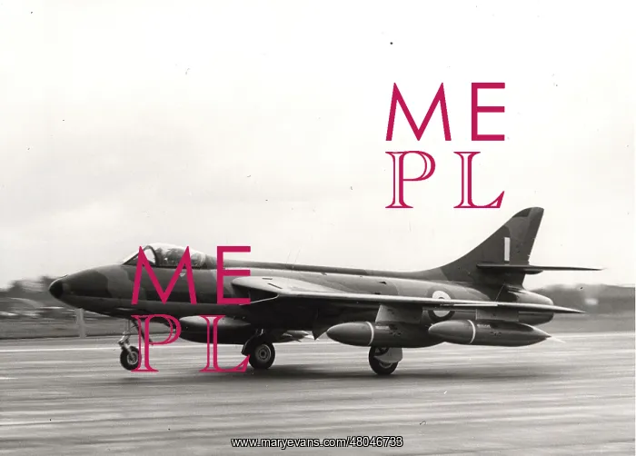 : Probably a Hawker Hunter 4 : Probably a Hawker Hunter 4