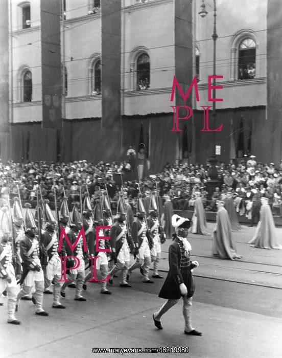 : Procession on the Day of German Art in Munich, 1938 : Procession on the Day of German Art in Munich, 1938