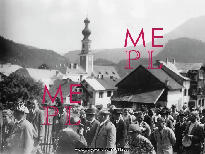 : Procession in St - Gilgen - August 1936 : Procession in St - Gilgen - August 1936
