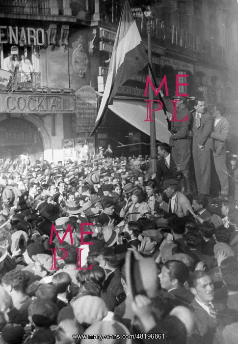: Proclamation of the second Republic in Spain, 1931 : Proclamation of the second Republic in Spain, 1931