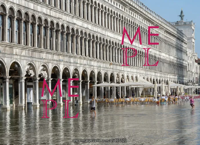 : Procuratie Vecchie, Piazza San Marco, Venice, Italy : Procuratie Vecchie, Piazza San Marco, Venice, Italy
