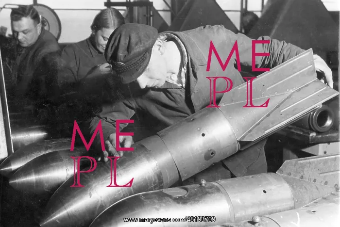 : Production of aircraft bombs in Germany : Production of aircraft bombs in Germany