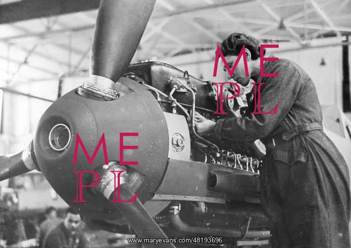 : Production of pursuit planes, 1943 : Production of pursuit planes, 1943
