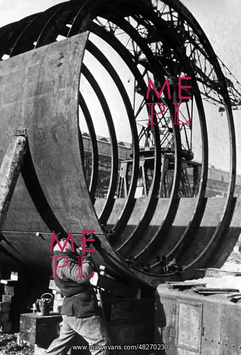  : Production of a submarine, 1940