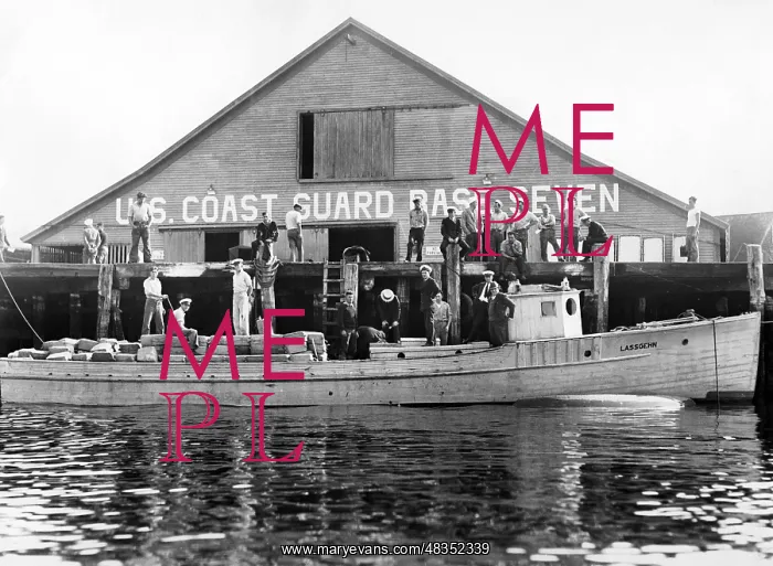 : Prohibition: Coast guard catches Rum-runner : Prohibition: Coast guard catches Rum-runner