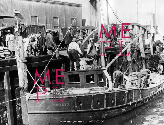 : Prohibition: Rum-runner in America, 1932 : Prohibition: Rum-runner in America, 1932
