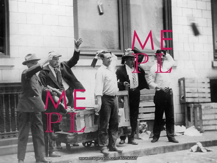 : Prohibition: Sheriffs annihilate alcohol : Prohibition: Sheriffs annihilate alcohol
