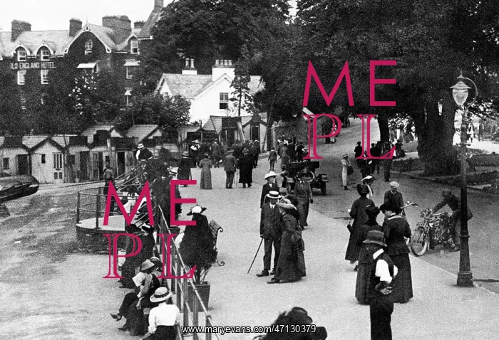  : Promenade, Bowness