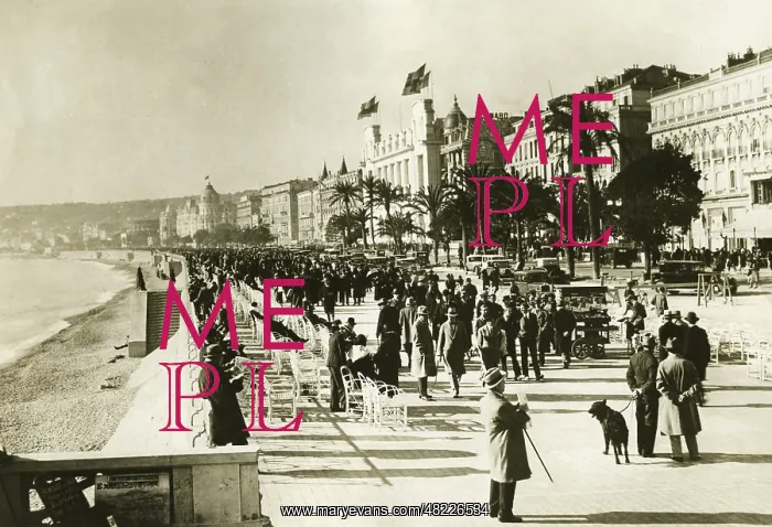 : The Promenade des Anglais in Nice, 1931 : The Promenade des Anglais in Nice, 1931