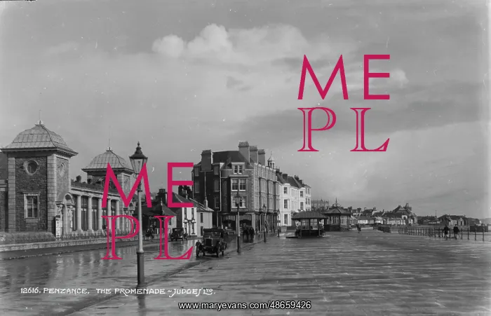 : The Promenade in Penzance : The Promenade in Penzance