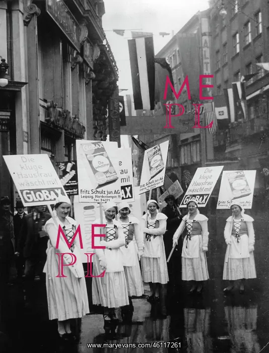 : A promotional move by laundresses : A promotional move by laundresses