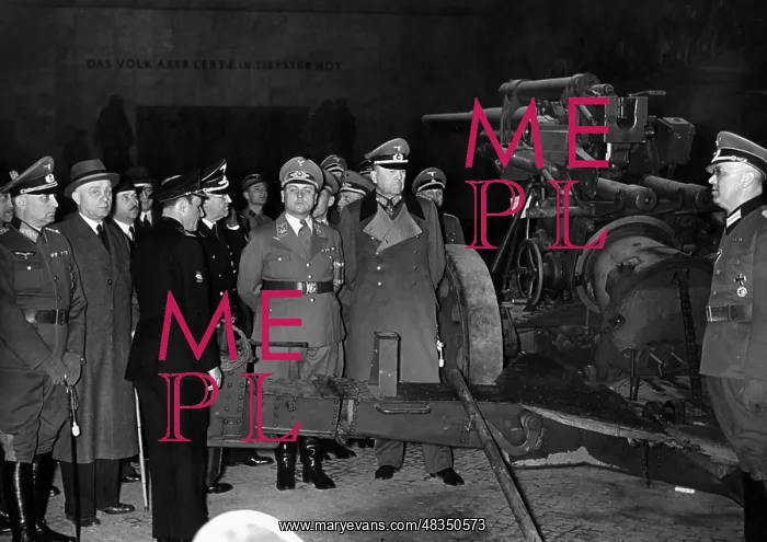 : The propaganda exhibition Das Sowjetparadies : The propaganda exhibition Das Sowjetparadies