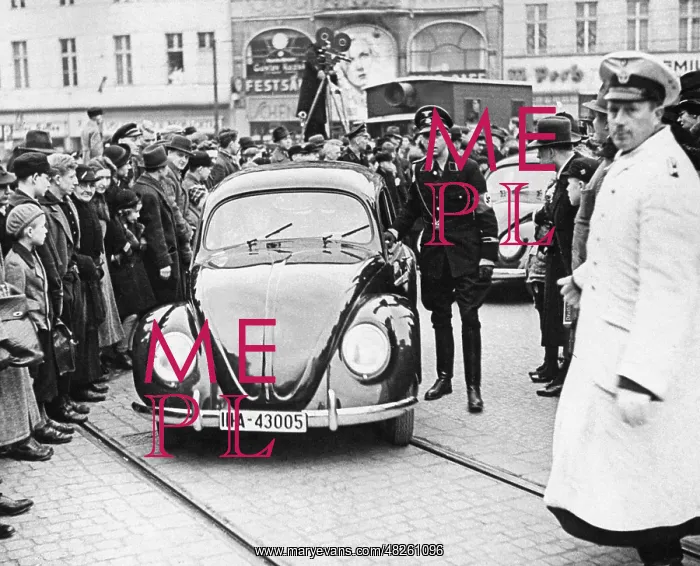 : Propaganda ride through Berlin, 1939 : Propaganda ride through Berlin, 1939