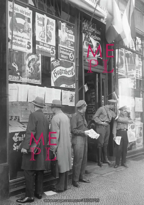 : Propaganda shop of the DNVP, 1932 : Propaganda shop of the DNVP, 1932