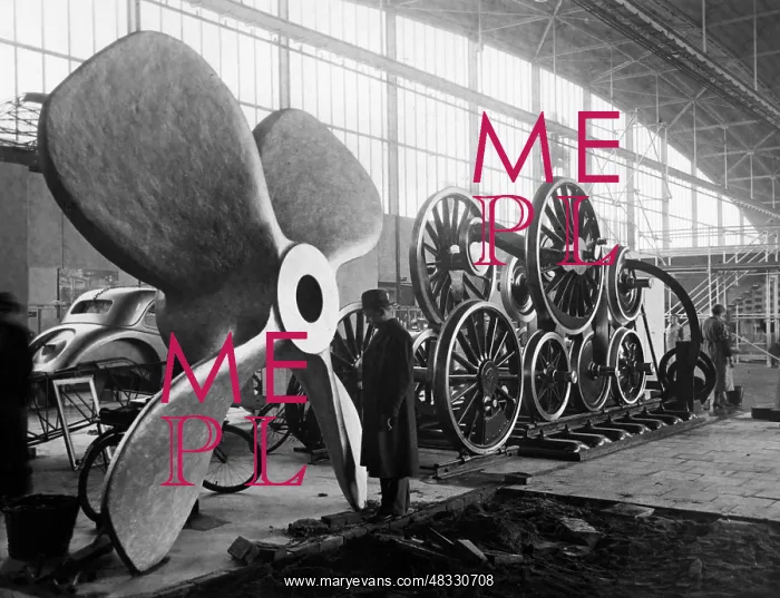 : Propeller and locomotive wheels at the exhibition : Propeller and locomotive wheels at the exhibition