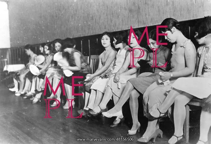 : Prostitutes in Shanghai, 1931 : Prostitutes in Shanghai, 1931