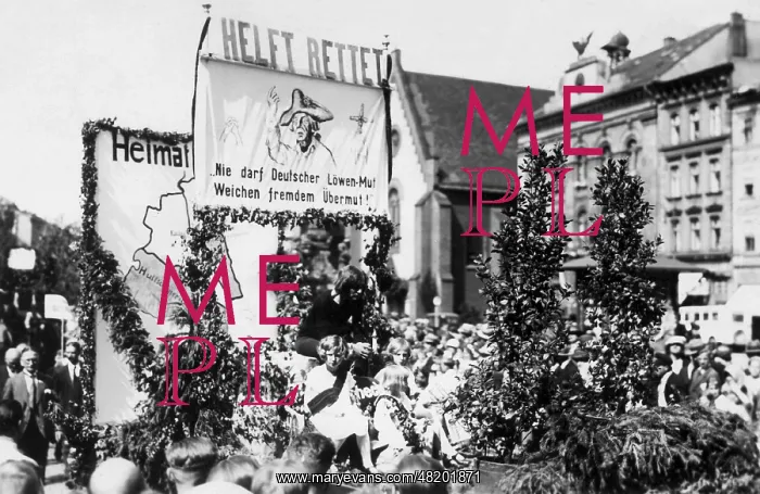 : Protest against the new eastern border of Germany, 1932 : Protest against the new eastern border of Germany, 1932