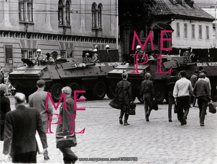 : Protest - riot - demonstration - police - armoured : Protest - riot - demonstration - police - armoured