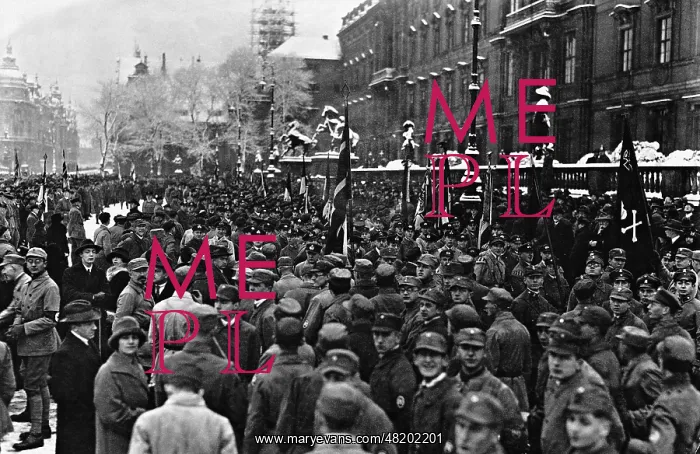  : Protest against the signing of the Locarno Treaty, 1925