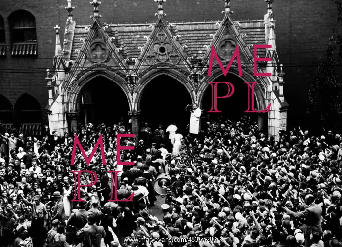 : Protestant mass wedding in the Third Reich, 1933 : Protestant mass wedding in the Third Reich, 1933