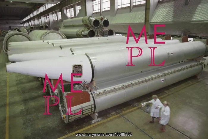 : Proton launch vehicle : Proton launch vehicle