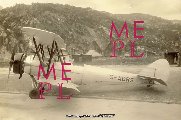 : The prototype Avro 631 Cadet, G-ABRS, at Kai Tak : The prototype Avro 631 Cadet, G-ABRS, at Kai Tak