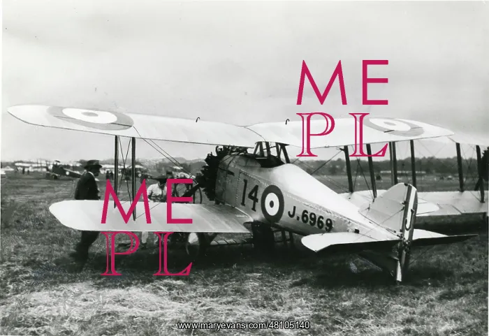 : The prototype Gloster Grebe, J6969, with its racing numb : The prototype Gloster Grebe, J6969, with its racing numb