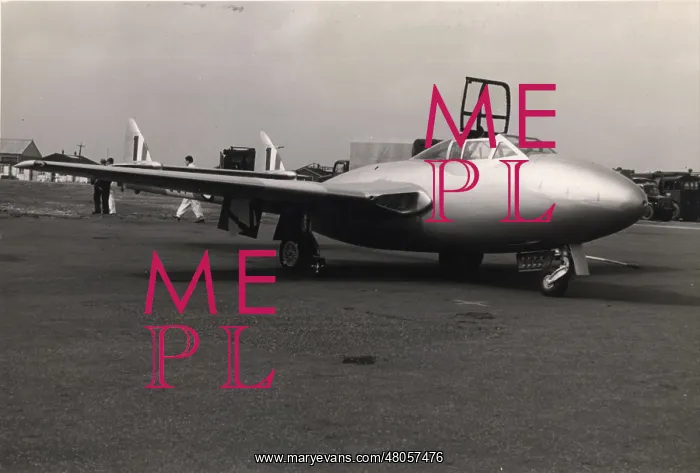 : The prototype de Havilland DH115 Vampire Trainer G-5-7 : The prototype de Havilland DH115 Vampire Trainer G-5-7